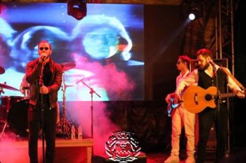 Foto - SHOW COM BEE GEES WAY - 29/04/2023