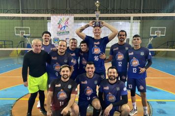 Vôlei masculino de Monte Sião é campeão do quadrangular ocorrido no domingo 16/07