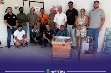 Entrega de Kits de Apicultura Impulsiona Produção Rural e Sustentabilidade no Município